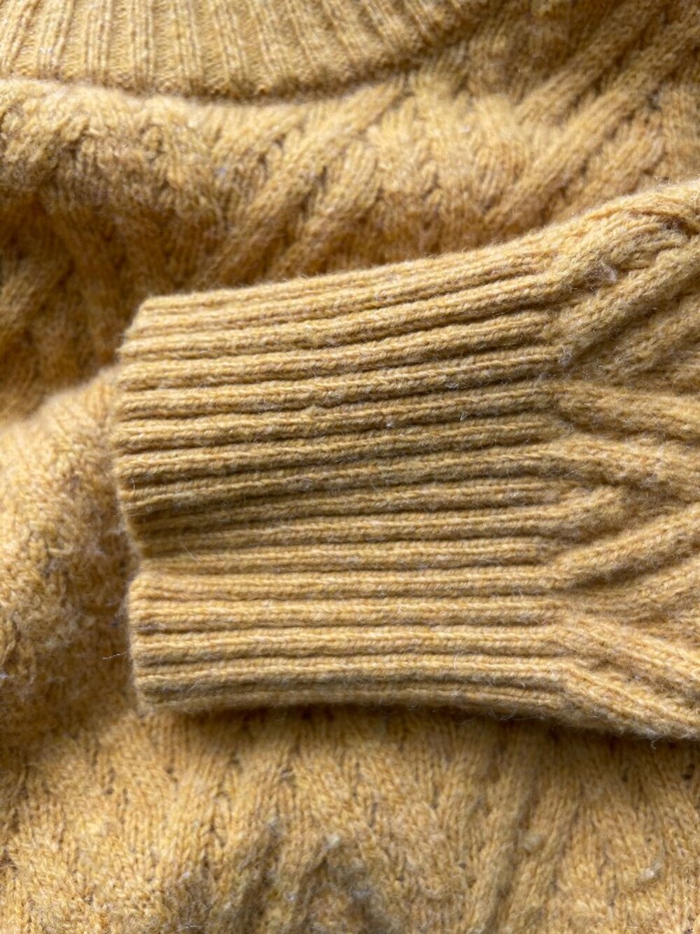 Patagnia Wool Knit Sweater - Chevron Pattern, Women's Large - Picture 4 of 5